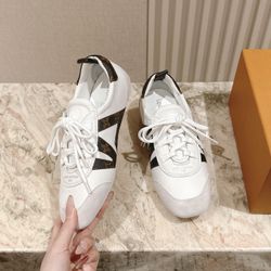 Women soft lambskin with trim in suede calf leather sneakers 7.5/8