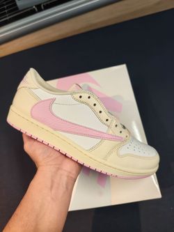 Jordan 1 Low Travis Shy Pink size 8.5 men