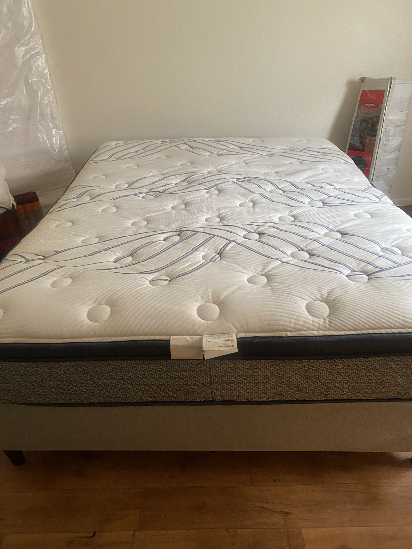 Queen  Size Bed
