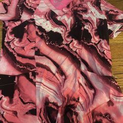 Women’s Scrub Top Small. Pink 