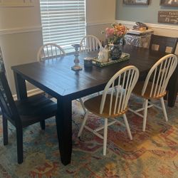 Dining Table and 8 Chairs