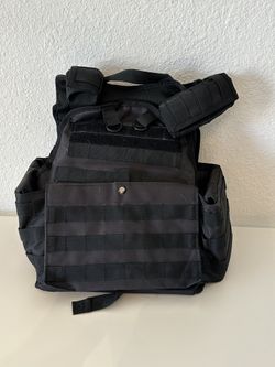 Tactical Vest with Metal Plates