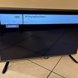 32” TV
