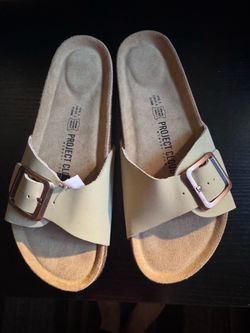 New Project Cloud 100% Genuine Leather Sandals Women - Size 8.5