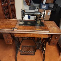 Antique Singer Sewing Machine 