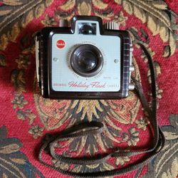 Kodak Little Brownie Holiday Flash Camera With Shoulder  Strap
