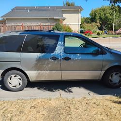 2000 Toyota Sienna
