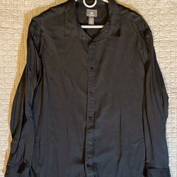 Men’s H&M Long Sleeve (xl)