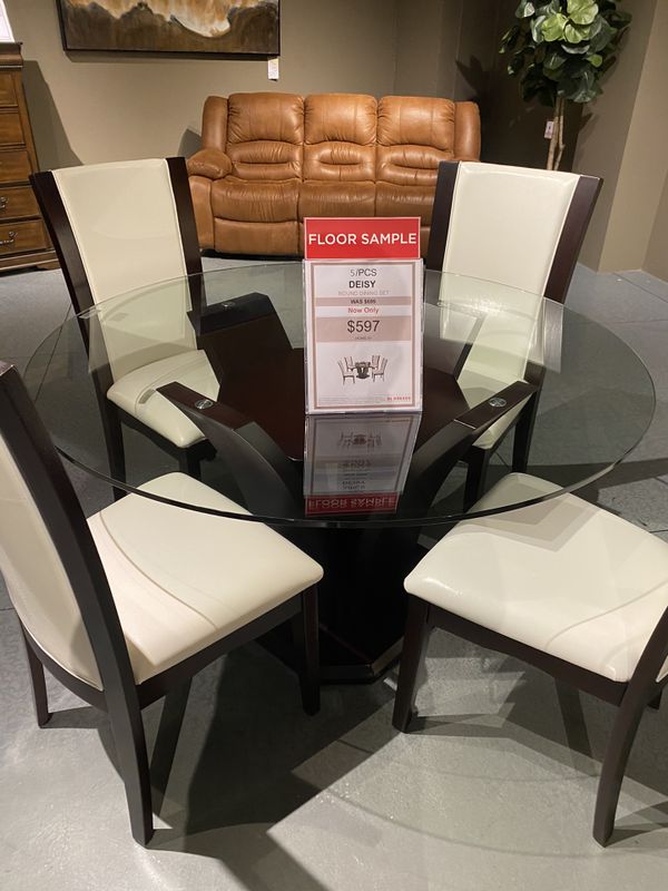 Beautiful glass table from El Dorado for Sale in Boca Raton, FL - OfferUp