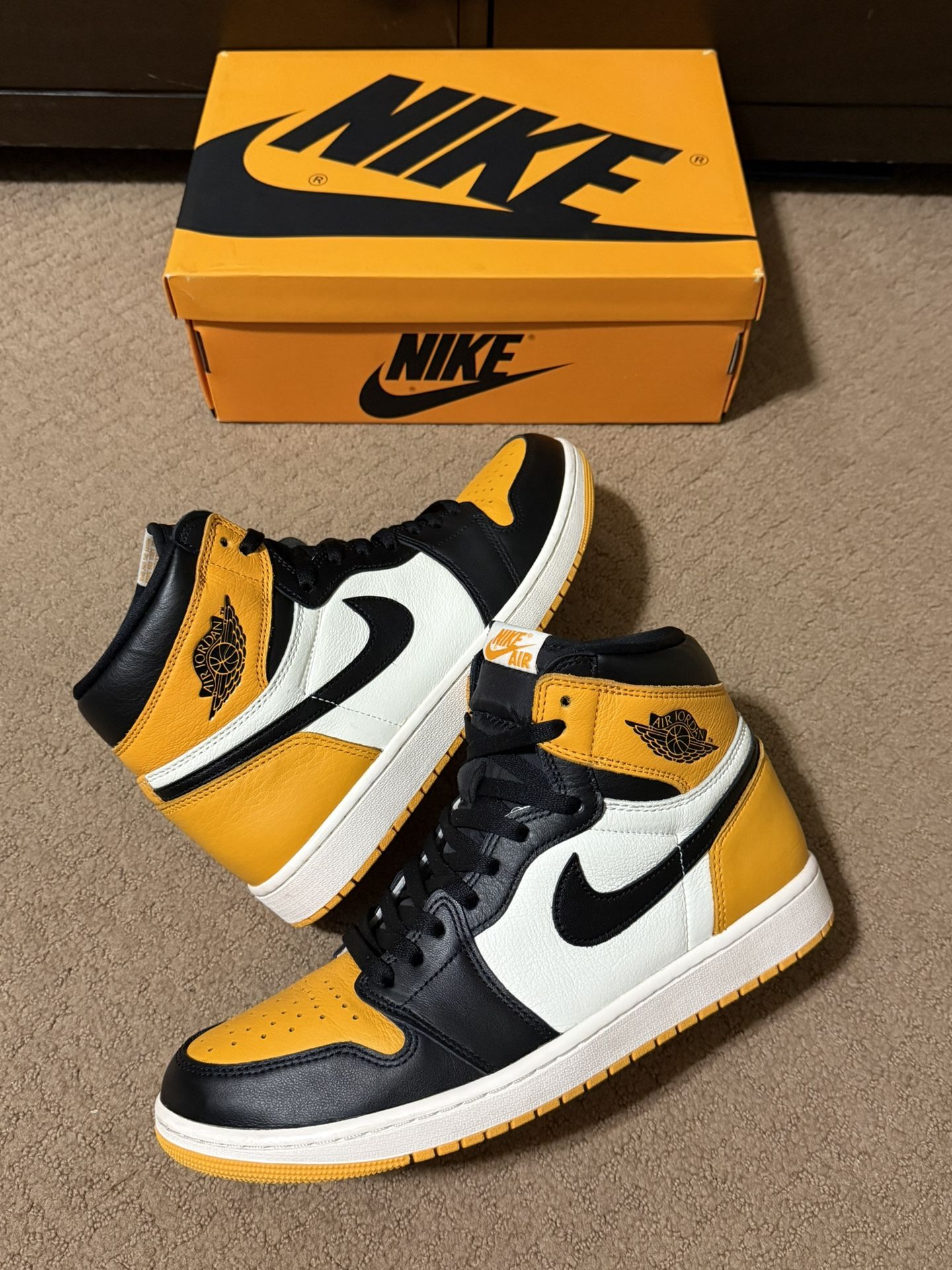 Nike Air Jordan 1 Retro High OG Taxi Yellow Toe (2022) Size 12