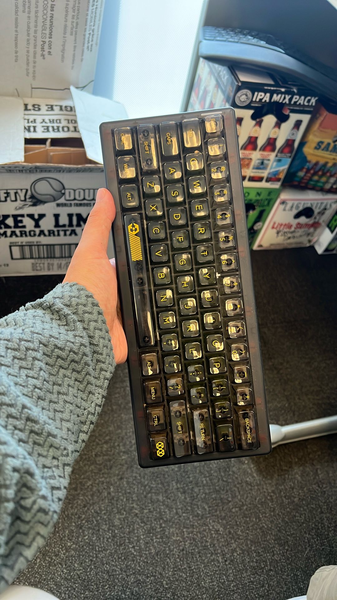 Custom Mechanical Keyboard Tri-mode, Custom Keycaps, Via Firmware Moddable