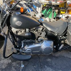 2016 Harley Davidson FLS soft tail slim