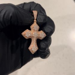 Moissanite Cross With Free Rope Chain