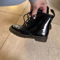 Dr Martens Toddler Girl Black Shiny Boots