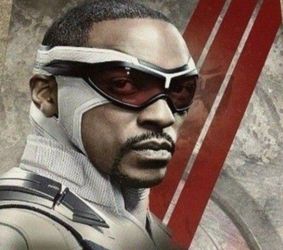 Hot Toys 🔥 The Falcon
