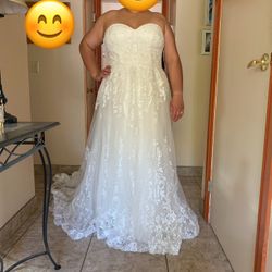 Brand New Wedding Dress! 