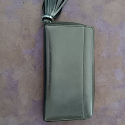 Stella and Dot Learher Metallic Clutch Wallet