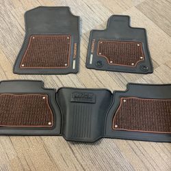 Toyota Tundra 1794 genuine edition All- Weather Floor Mats 
