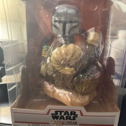 Funko Mandalorian and grogu