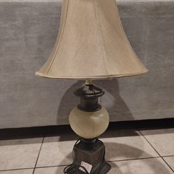 Son 2 Lamparas nuevaa Lss Vendo Casda Una Por 20.00