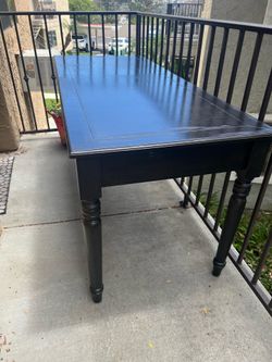 Large wooden dining table with drawers, 4 detachable legs 28x65.5x30.5