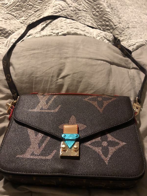 Louis Vuitton bag for Sale in Mableton, GA - OfferUp