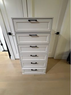 White 6 drawer dresser