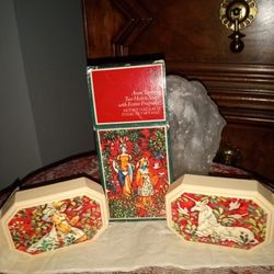 Avon Tapestry Hostess Soaps With Festive Fragrance 