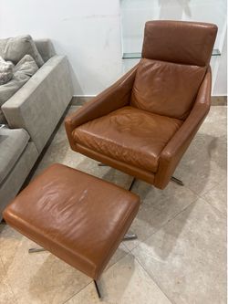Modern Cognac Leather Swivel Lounge Chair with Matching Ottoman – Excellent Condition
