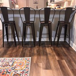 Set of 4 Counter Height Bar Stools – Wood & Metal