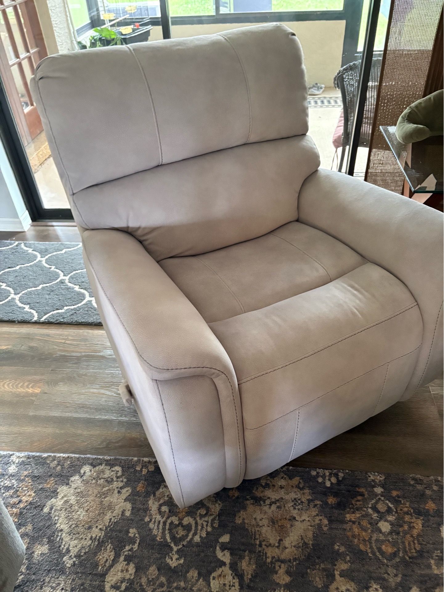 Recliner