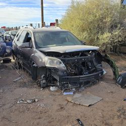 2010 GMC Acadia Part Out