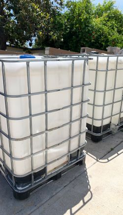 Water tanks / Tanque de Agua