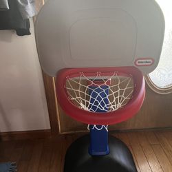 Little Tikes Adjustable Basketball Goal 