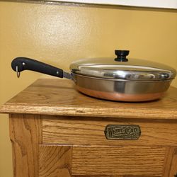 Vintage 12” Revere Ware Copper Bottom Skillet With Lid.      B