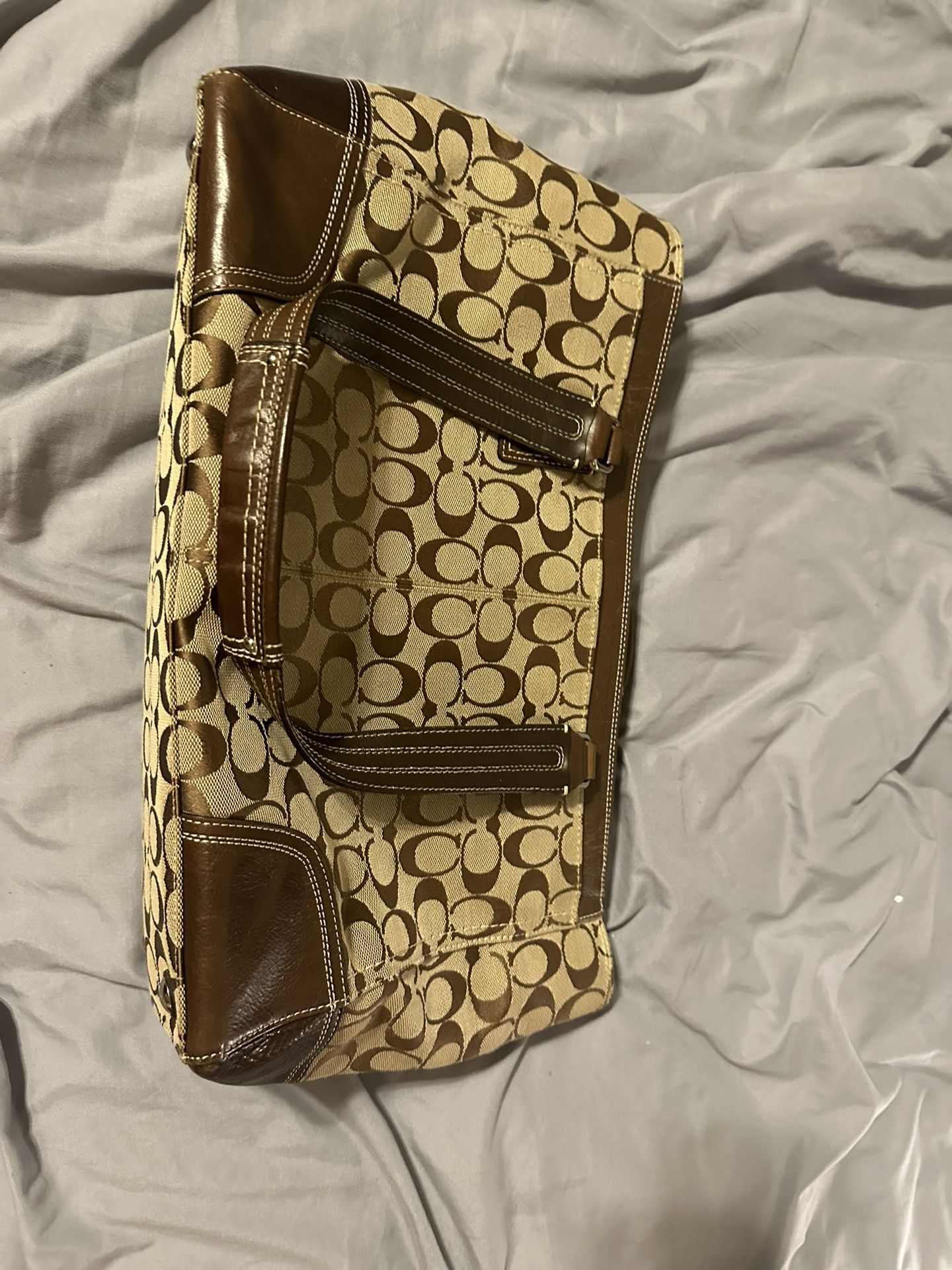Coach Hand Bag With Liner And Matching Wallet