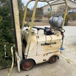 Small Tow Motor Forklift 