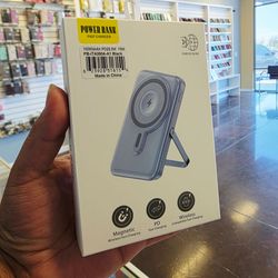10000 mAh magnetic power bank