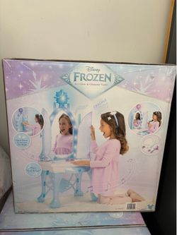 New Disney frozen kids icy glow and glamour kids vanity