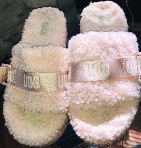 Ugg Slippers 