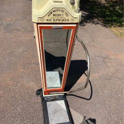 Vintage Weigh Machine VINTAGE WATLING 1 CENT FORTUNE TELLER SCALE