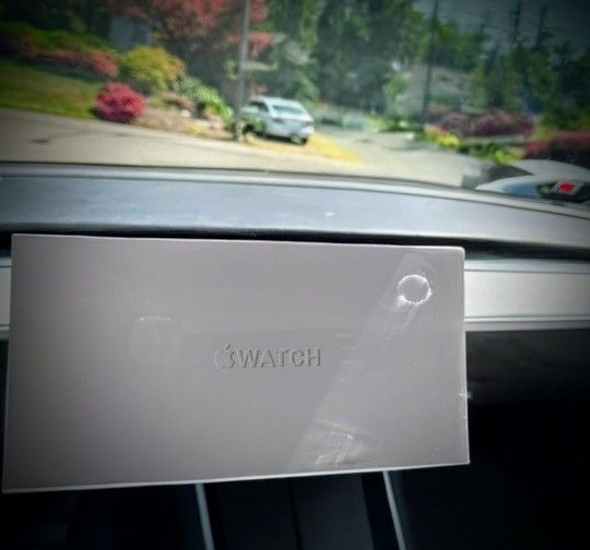 Apple Watch Ultra 2, Black Titanium Case