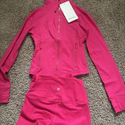 Lululemon define cropped set