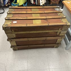 Antique Steamer Trunk Early 1900’s