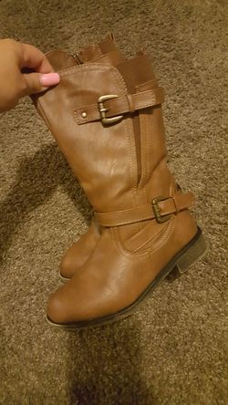 Girl boots
