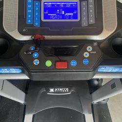 XTERRA TRX4500 Treadmill