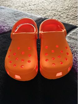 Women original Crocs color orange