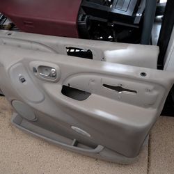 2x FREE 2007 Chrysler Town & Country Limited Front Beige Door Panel Cards Trim