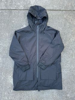 Black Winder Breaker Coat
