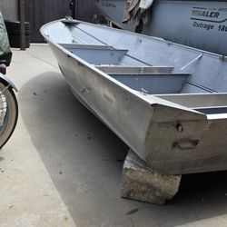 Gregor Boat 13.4